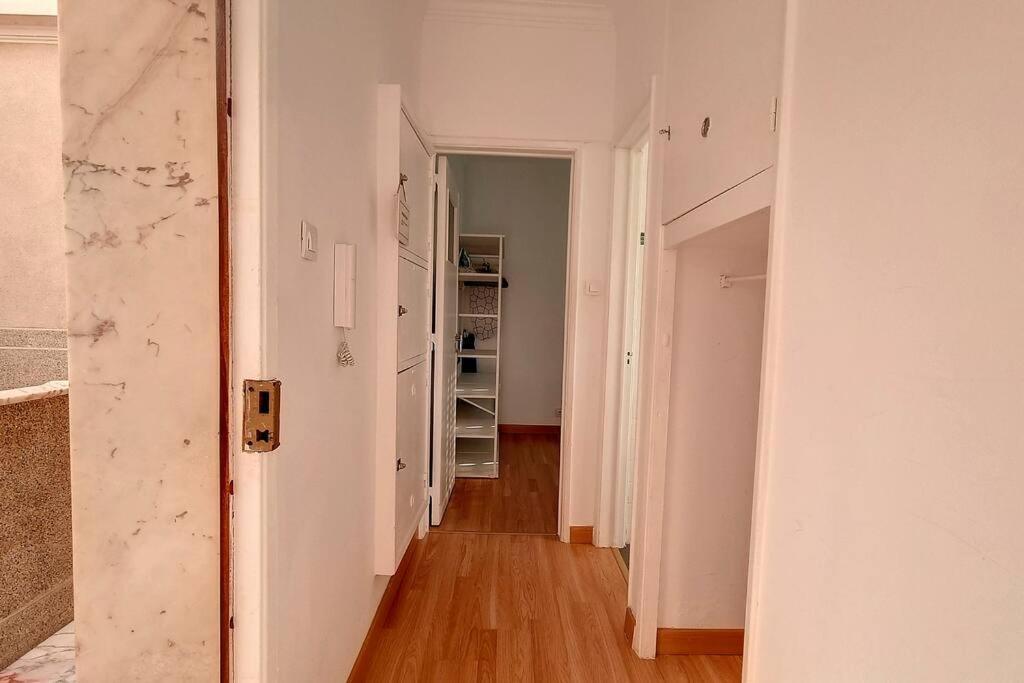 Cozy One Bedroom Lisbon