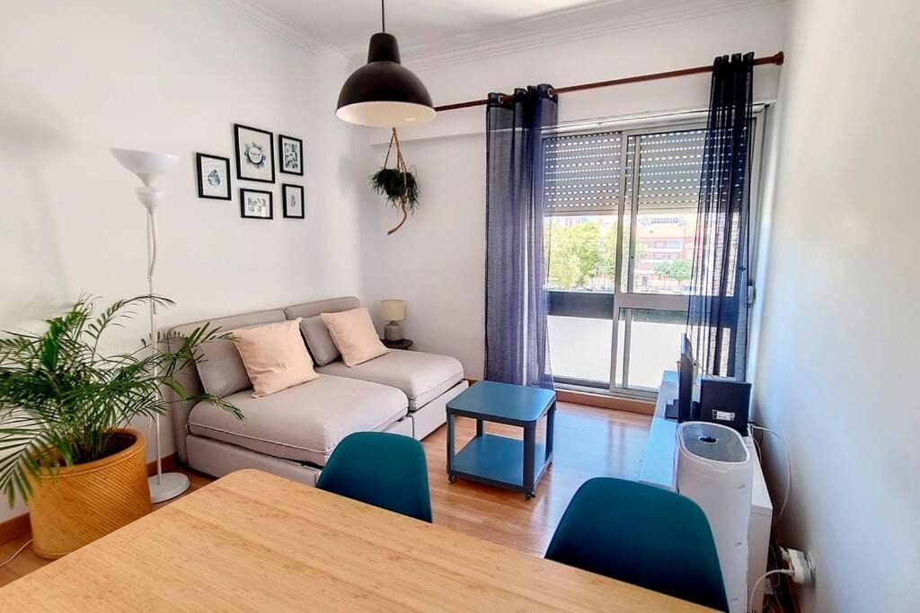 Cozy One Bedroom Lisbon